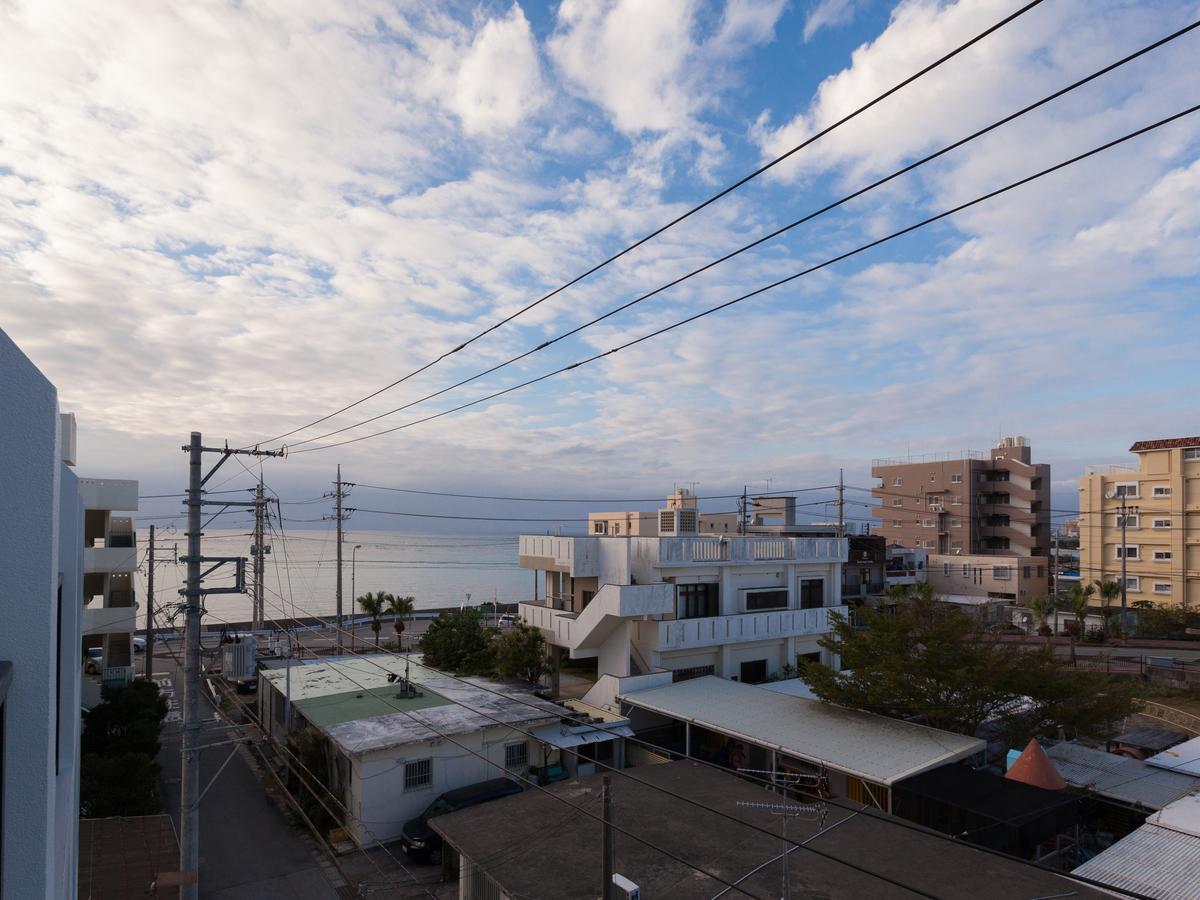 Kariyushi Condominium Resort Chatan Araha Sunset Экстерьер фото